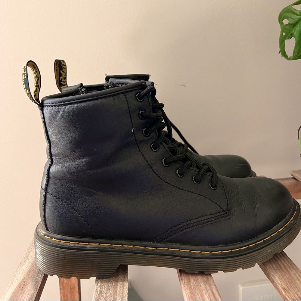 Women’s Size 5 Doc Marten Boots